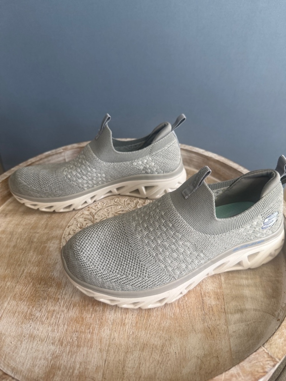 Skechers Women’s Gray Knit Slip-On Memory Foam Sneakers - Picture 3 of 6